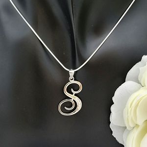 🥰 Perfect Sparkle Initial NECKLACE